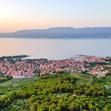 With Parking Space Supetar, Brac - 5628 Supetar