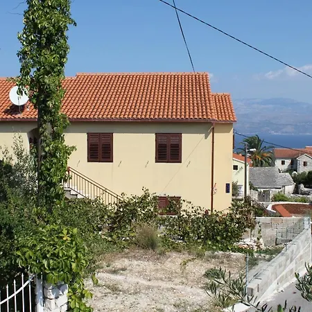 Appartement With Parking Space Supetar, Brac - 5628